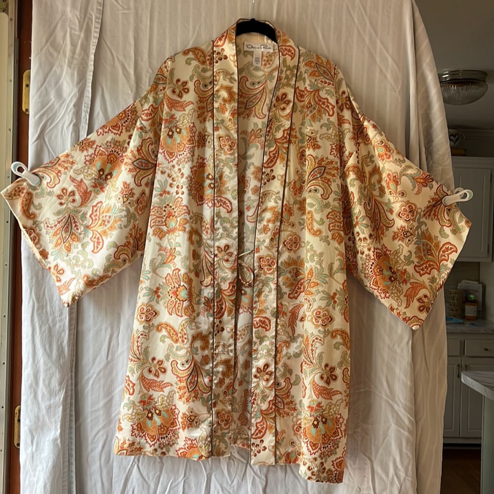 Oscar de la Renta Robe - Picture 3 of 3